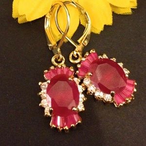 Gorgeous DECO Pink Necklace and Earrings SET